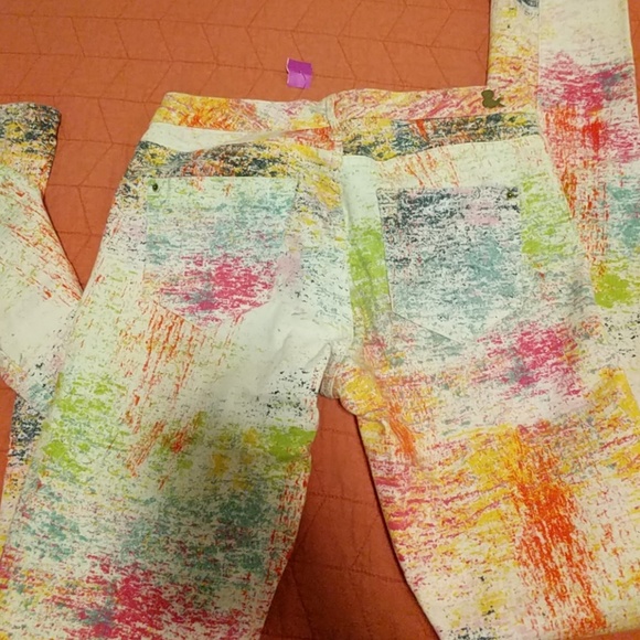 Colorful jeans! - Picture 4 of 4